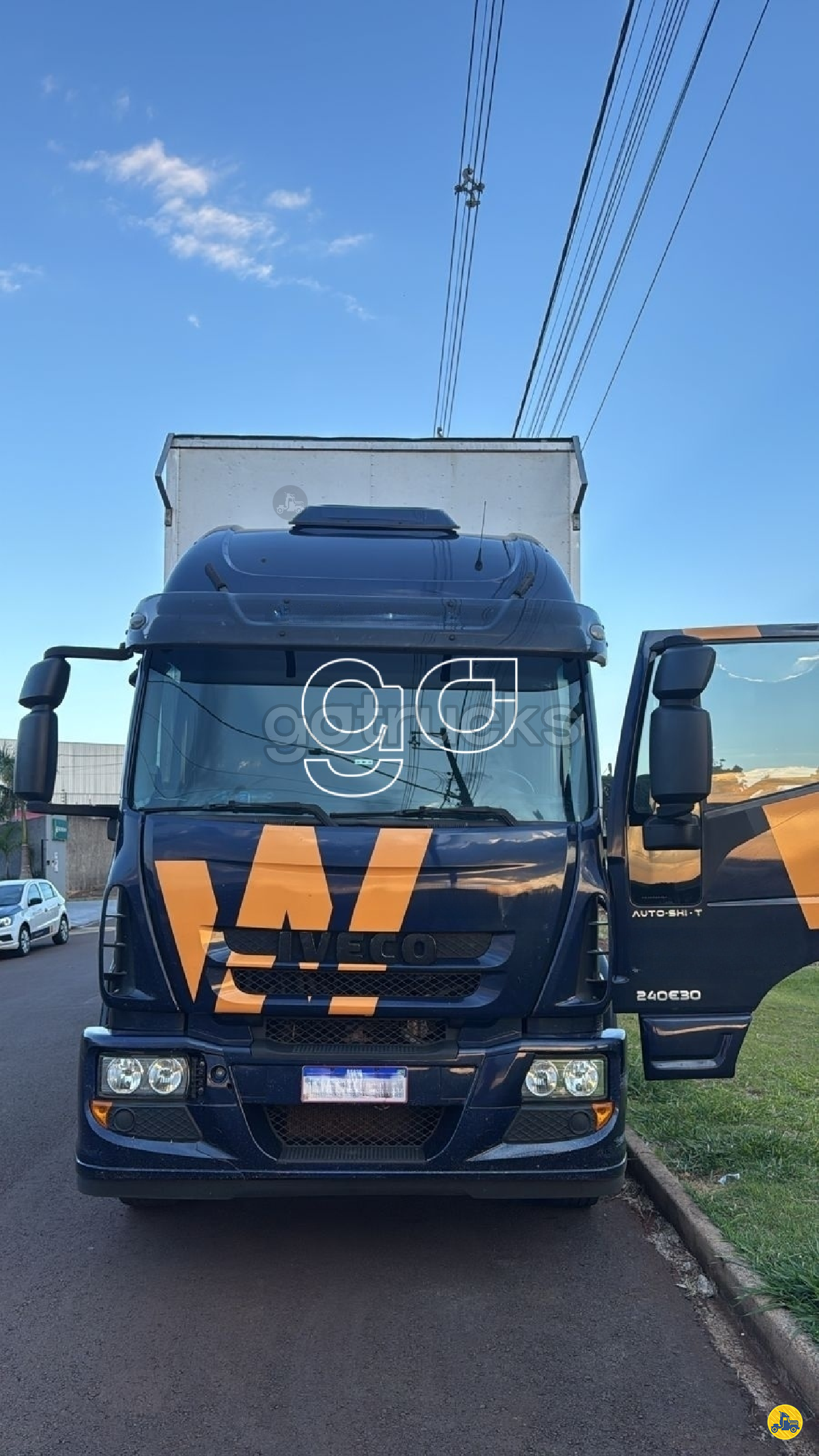 CAMINHAO IVECO TECTOR 24 280 GO Trucks  CASCAVEL PARANÁ PR